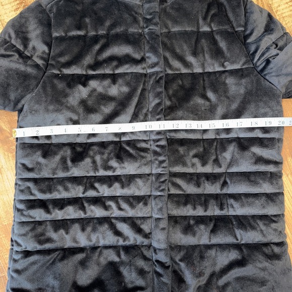 Sofia Vergara Black Puffer Jacket Coat Velveteen Womens Size Medium Comfy Soft - Picture 4 of 8